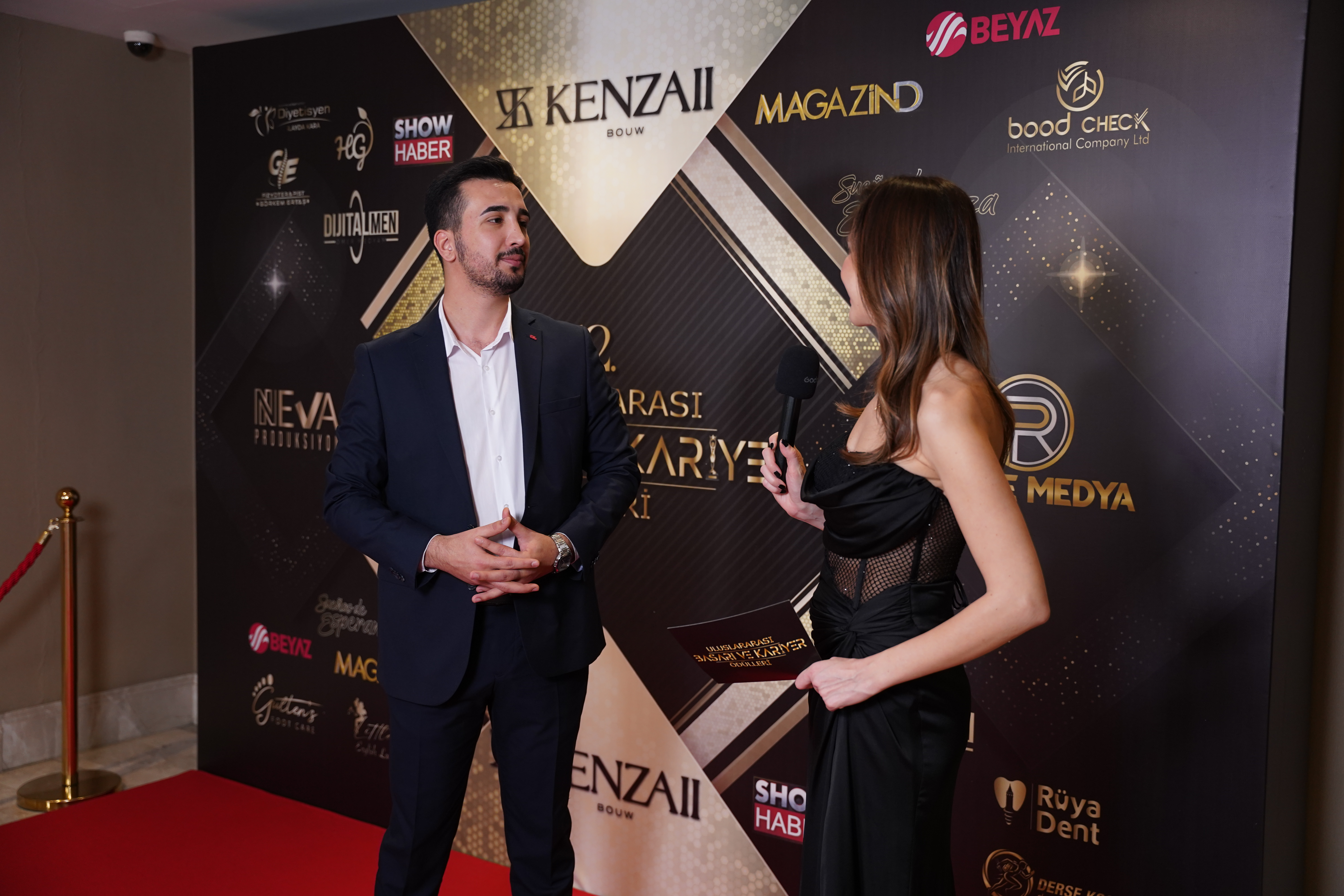 Serkan PAK - Uluslararası Başarı ve Kariyer Ödülleri kırmızı halı röportajı